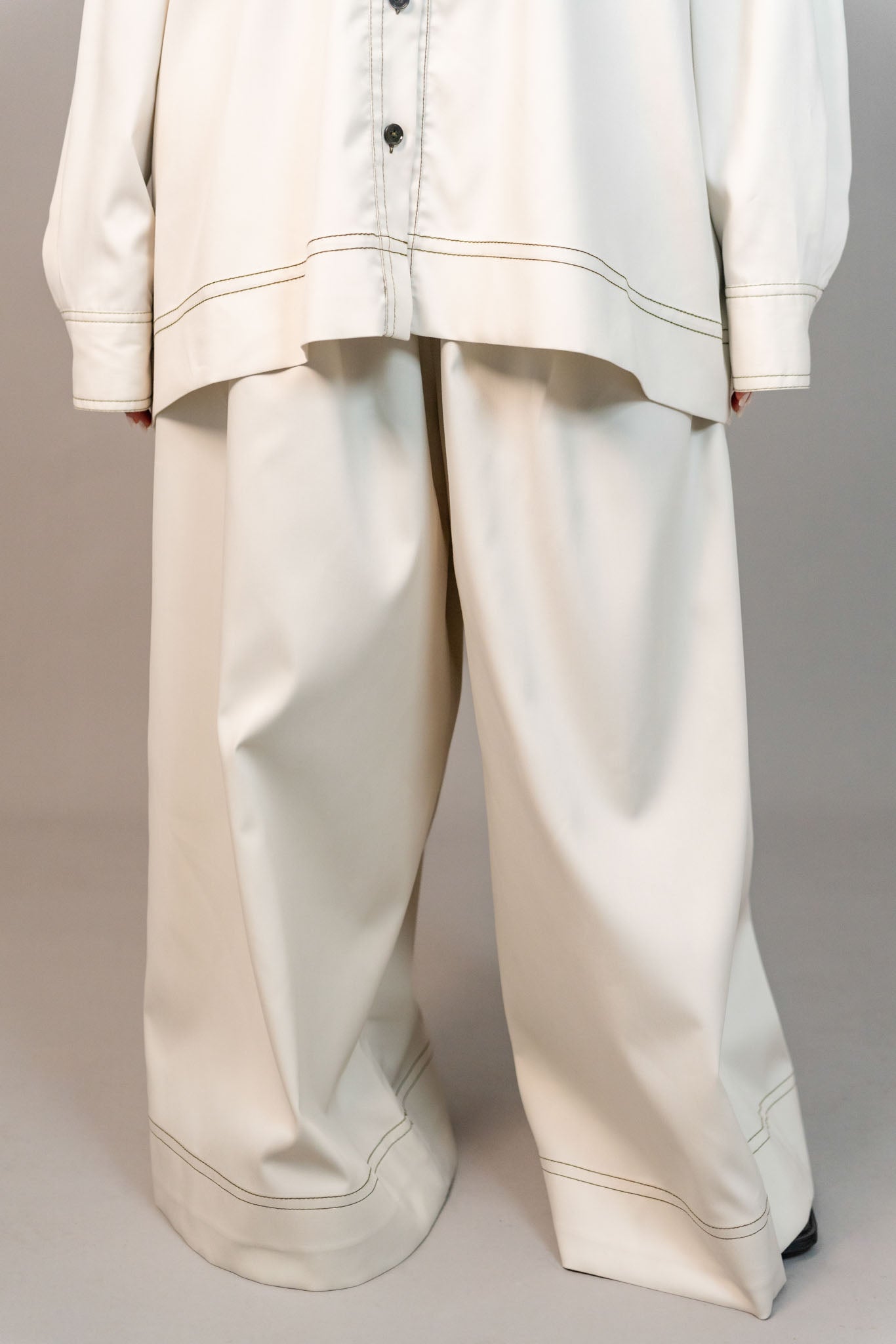 Threaded pants